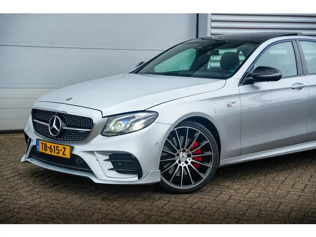 Mercedes-Benz E-Klasse AMG 43 4Matic 2018 Benzine 32