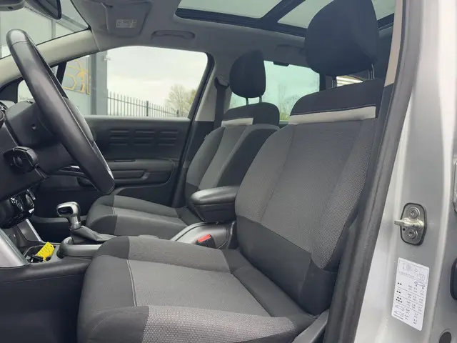 Citroën C3 Aircross 1.2 PureTech S&S Shine 2018 Benzine 6