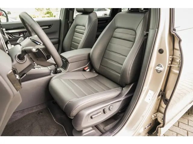 Honda CR-V 2.0i e:PHEV ADVANCE TECH 2025 Hybride Benzine 7
