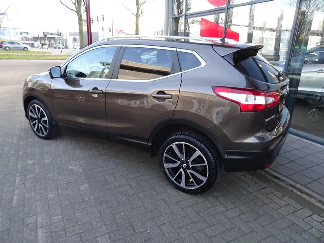 Nissan QASHQAI 1.2 Tekna 2014 Benzine 6