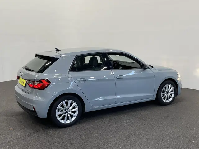 Audi A1 Sportback 35 TFSI 150pk S-tronic 2020 Benzine 3