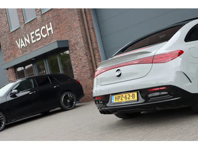 Mercedes-Benz EQE 350 AMG Line 89 kWh | 2024 Elektrisch 21
