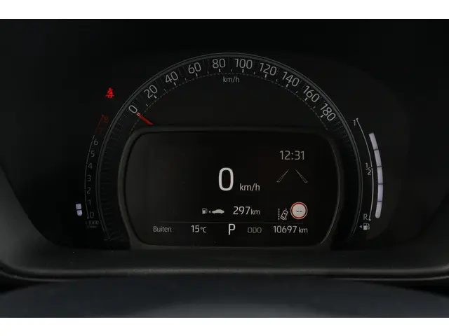 Toyota Aygo X 1.0 VVT-i S-CVT Play 2022 Benzine 18