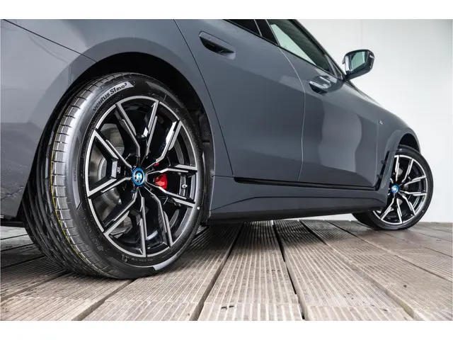 BMW i4 M50 xDrive 2025 Elektrisch 43