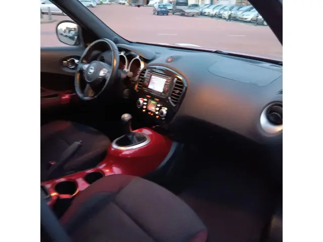 Nissan Juke 1.6 Business Edition 2013 Benzine 7