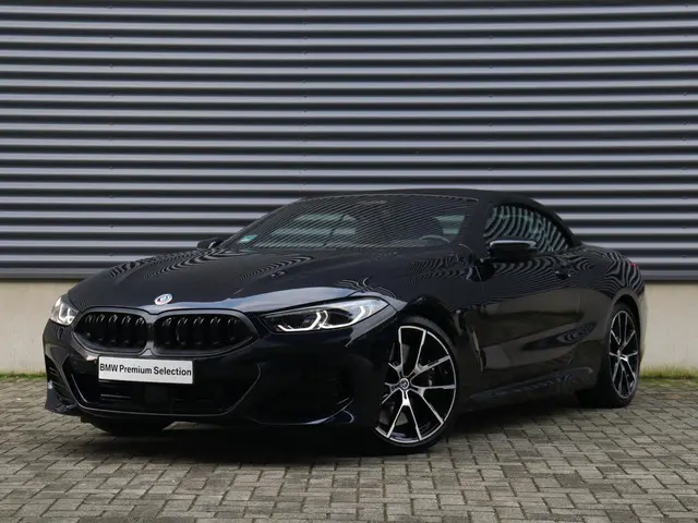 BMW 8 Serie 2
