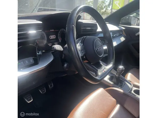 Audi A3 Sportback 35 TFSI S edition 2020 Benzine 12