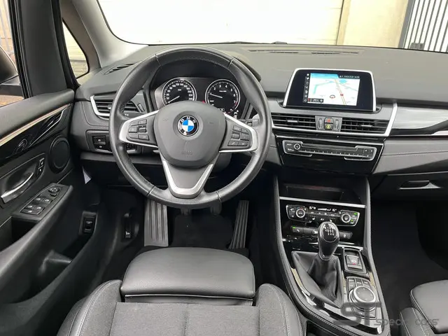 BMW 2 Serie Gran Tourer 216i 7p. 2019 Benzine 10