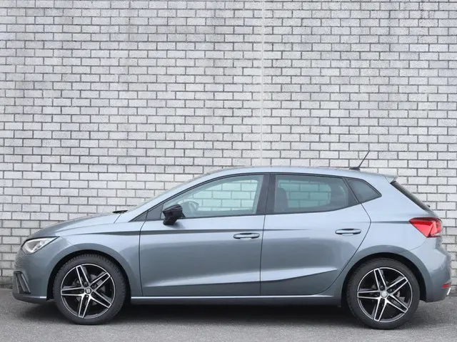 SEAT Ibiza 1.0 TSI FR Business Intense 2017 Benzine 17
