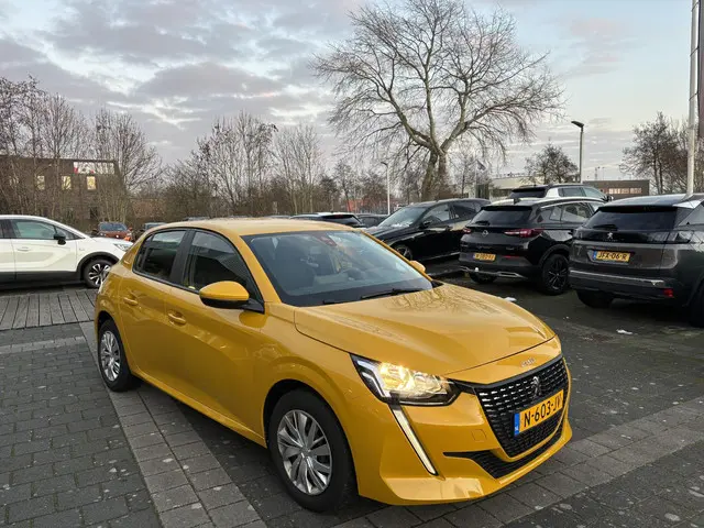 Peugeot 208 1.2 PureTech Active 2021 Benzine 5