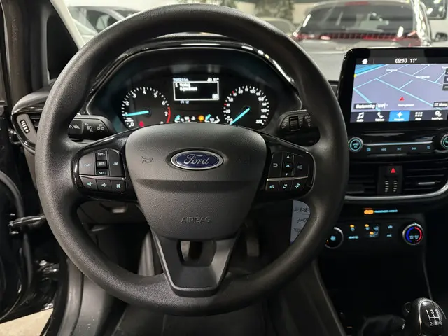 Ford Fiesta 1.1 Trend // Airco // Navi // LM velgen 2017 Benzine 11