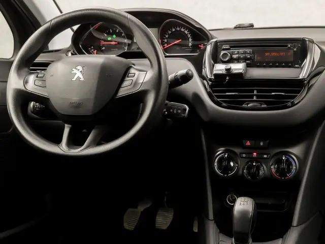 Peugeot 208 1.2 VTi Sport 2013 Benzine 7