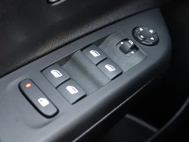 Opel Corsa 1.2 Turbo Hybrid Yes 2025 Hybride Benzine 27