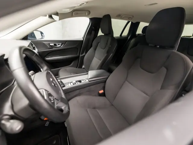 Volvo V60 2.0 B3 Business Sport 2020 Hybride Benzine 14
