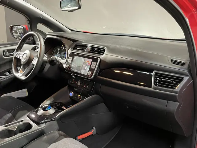Nissan Leaf e+ N-Connecta 62 kWh 2023 Elektrisch 18