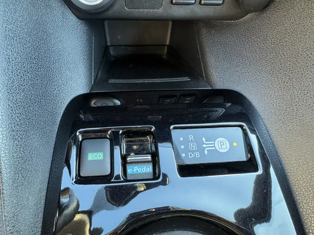 Nissan Leaf Tekna 40 kWh 2020 Elektrisch 25