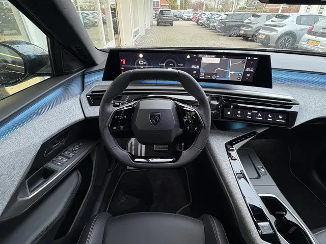 Peugeot 5008 1.2 Hybrid 145 GT 2025 Hybride Benzine 20