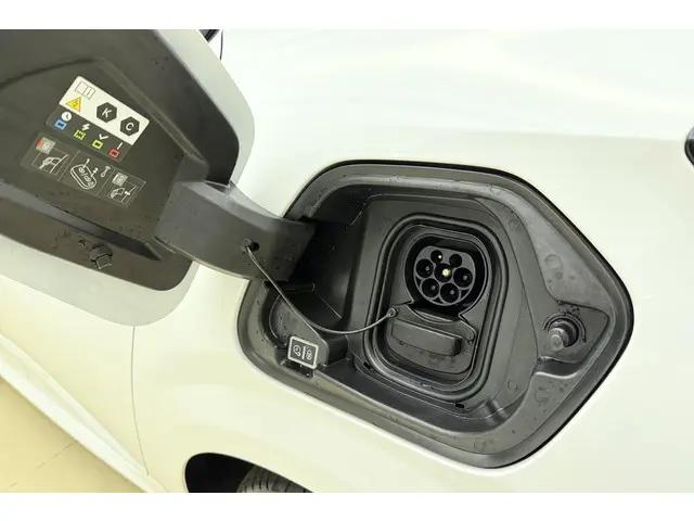 Peugeot e-208 EV Active 50 kWh 2024 Elektrisch 16