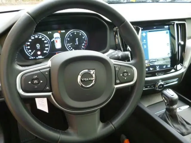 Volvo V60 2.0 T5 Momentum Automaat 2018 Benzine 13