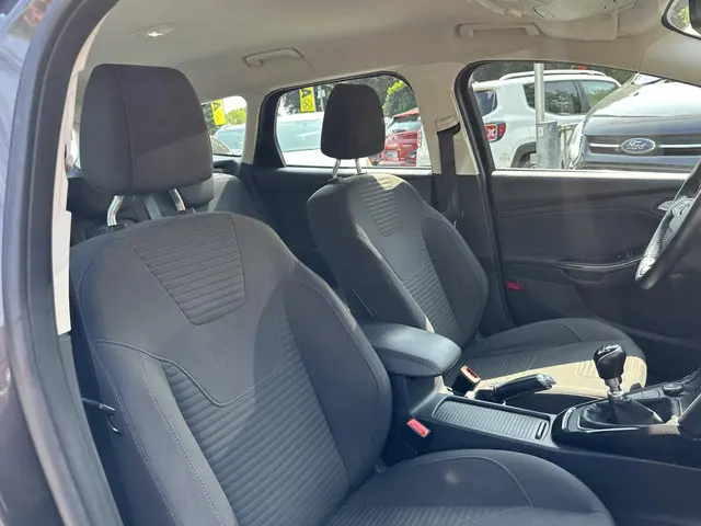 Ford Focus Wagon 1.0 EcoBoost Titanium 2016 Benzine 19