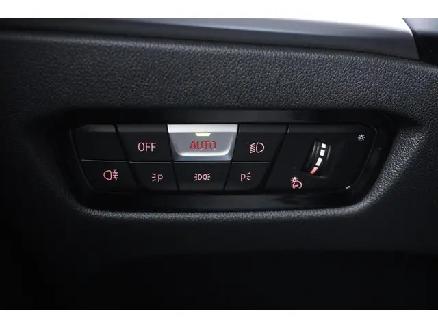 BMW i4 eDrive35 2025 Elektrisch 31