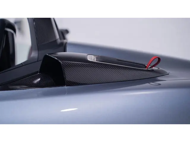 Porsche 718 Spyder RS 2024 Benzine 52