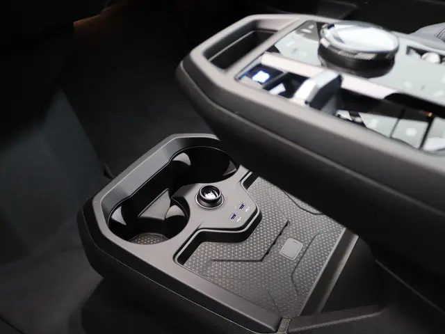 BMW iX xDrive60 2026 Elektrisch 28