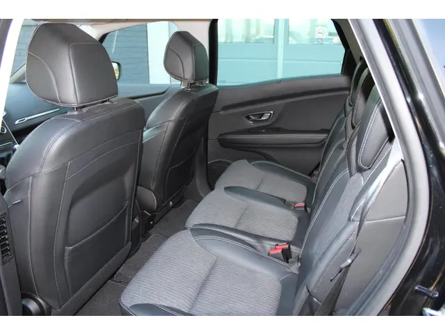 Renault Scénic 1.3 TCe Intens 140 pk 2021 Benzine 7