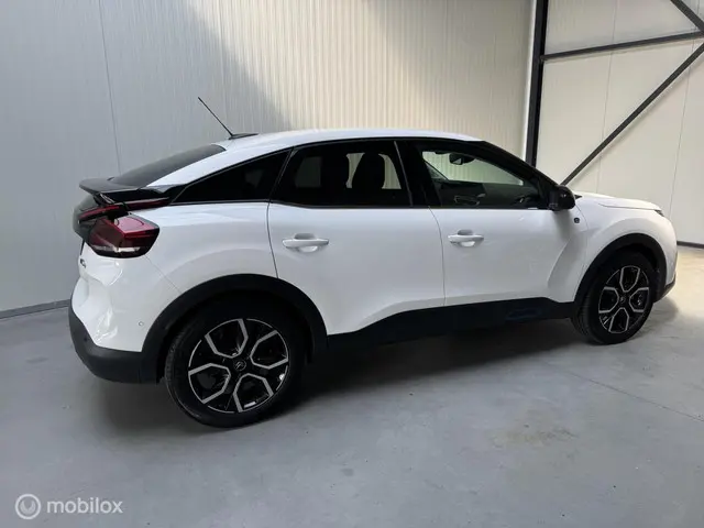 Citroën ë-C4 Shine 50 kWh 2022 Elektrisch 8