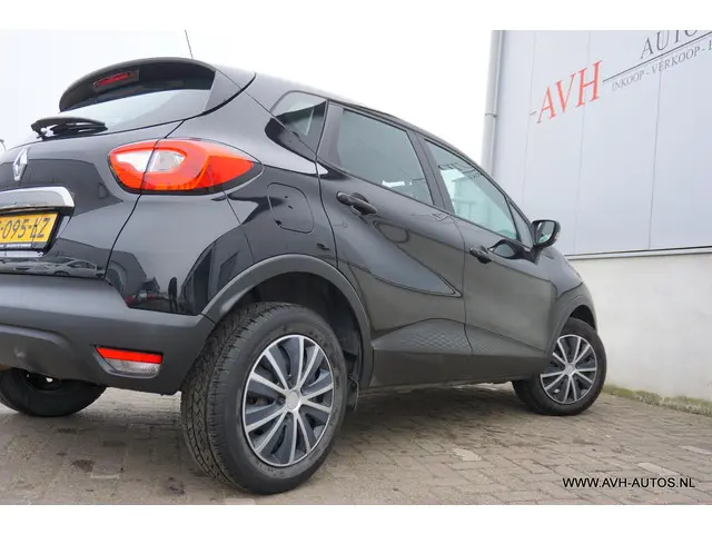 Renault Captur 0.9 TCe Authentique 2017 Benzine 11