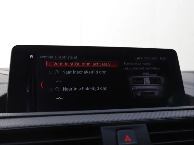 BMW 2 Serie Cabrio 220i High Executive 2021 Benzine 44