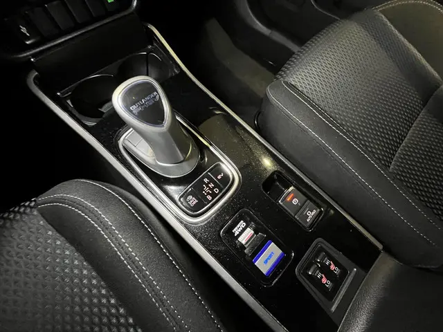 Mitsubishi Outlander 2.4 PHEV Pure 2020 Hybride Benzine 26