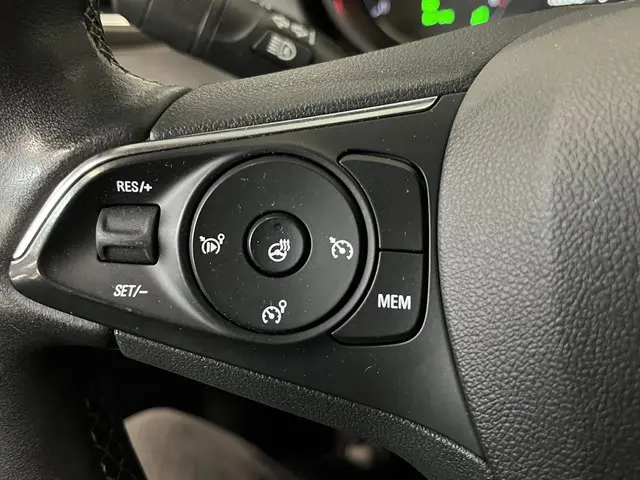 Opel Grandland X 1.2 Turbo Innovation 2019 Benzine 21