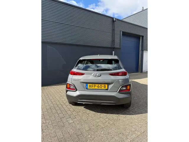 Hyundai Kona 3