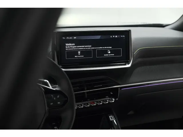 Peugeot 2008 PureTech 130 EAT8 GT 2024 Benzine 60