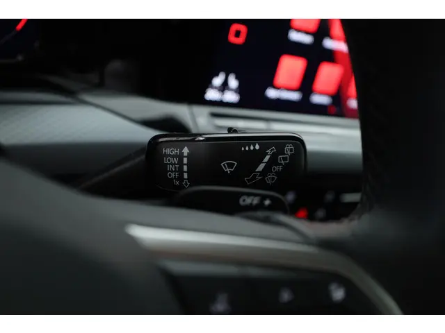 Volkswagen Golf 1.5 eTSI DSG 2022 Benzine 13