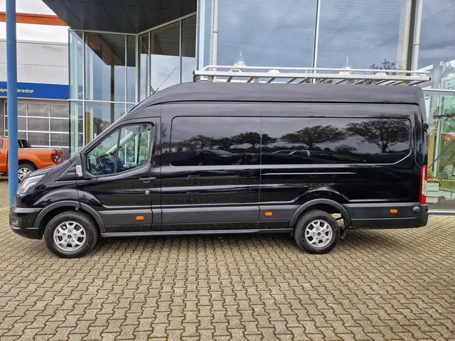 Ford Transit 350 2.0 TDCI L4H3 Limited RWD 2022 Diesel 2