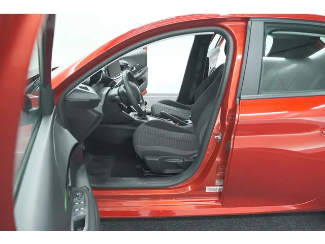 Peugeot 208 PureTech 100 Active 2024 Benzine 30