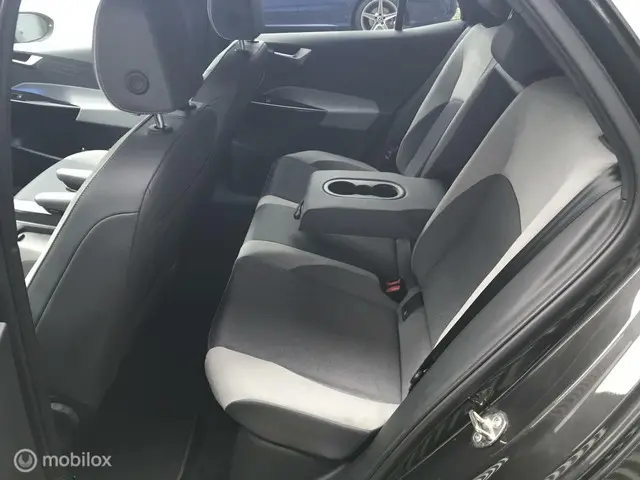 Volkswagen ID.3 First Plus 58 kWh 2020 Elektrisch 17