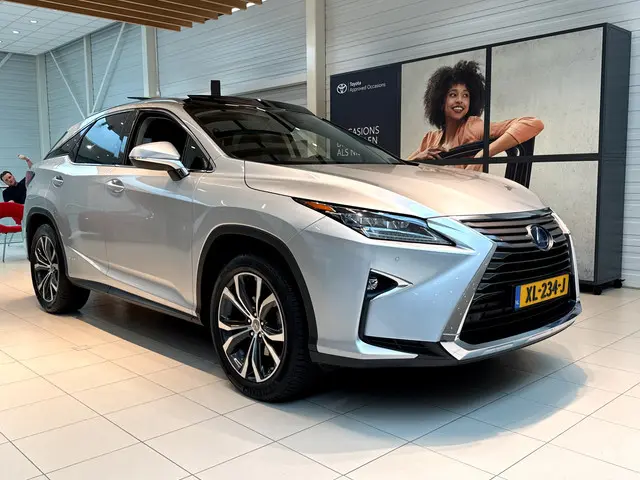 Lexus RX 450h 4WD Luxury Line 2019 Hybride Benzine 28
