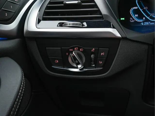 BMW iX3 High Executive 80 kWh [ 3-Fase ] 2021 Elektrisch 26