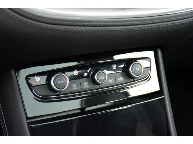 Opel Grandland X 1.2 Turbo Ultimate 2018 Benzine 16