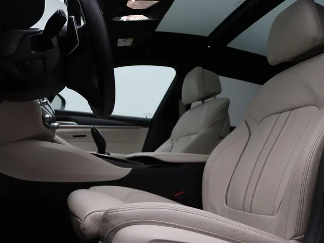 BMW 5 Serie Touring 540i xDrive 2022 Benzine 10