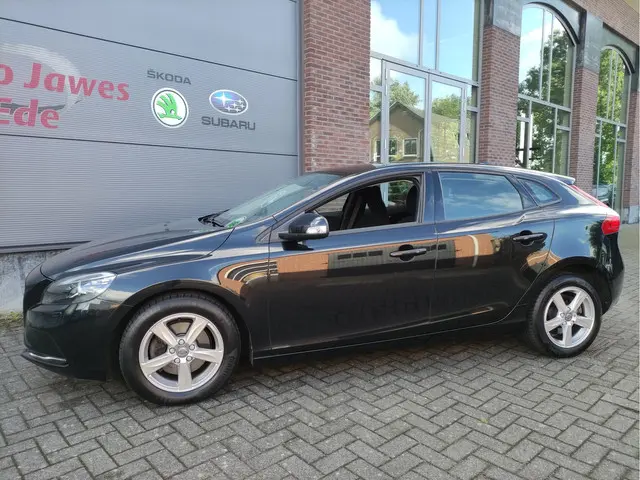 Volvo V40 1.6 T2 Kinetic 2015 Benzine 6