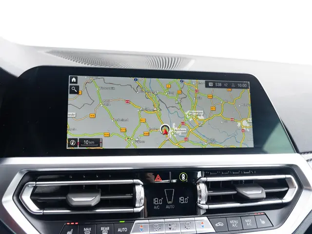 BMW M4 Cabrio Competition xDrive 2022 Benzine 53