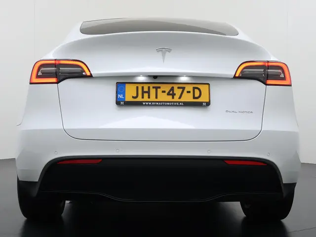 Tesla Model Y Long Range AWD 75 kWh 2022 Elektrisch 6