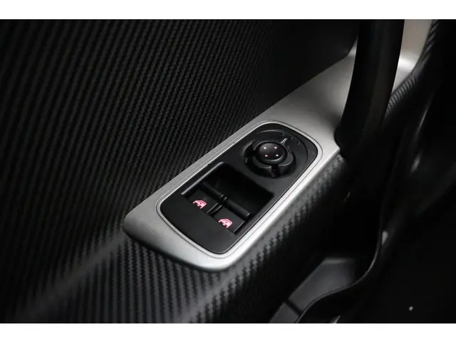 Alfa Romeo MiTo 0.9 TwinAir Esclusivo 2014 Benzine 18