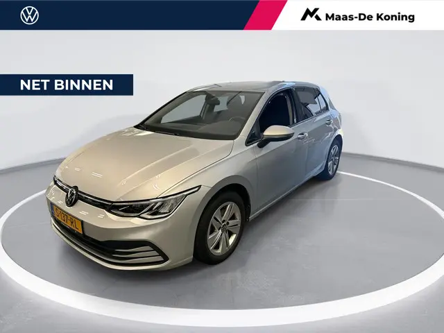 Volkswagen Golf 1.0 eTsi 110pk DSG Life 2023 Benzine