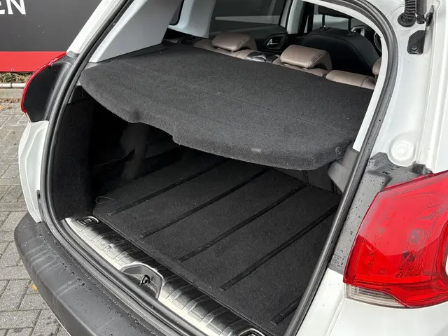 Peugeot 2008 1.6 VTi Féline 2013 Benzine 9