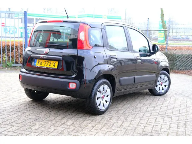 Fiat Panda 0.9 TwinAir Lounge Airco|41.000km! 2016 Benzine 3